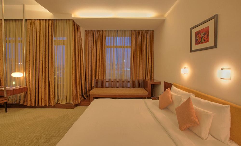 Hotel Parc Estique Πούνε Εξωτερικό φωτογραφία