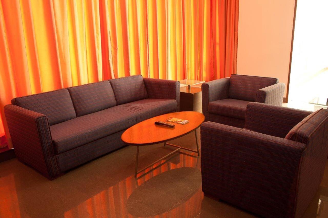 Hotel Parc Estique Πούνε Εξωτερικό φωτογραφία